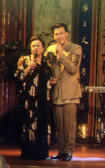 Людмила Зыкина и Юлиан поют песню «Мать и сын»
